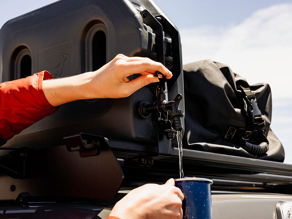 Pro Water Tank With Mounting System - 20L