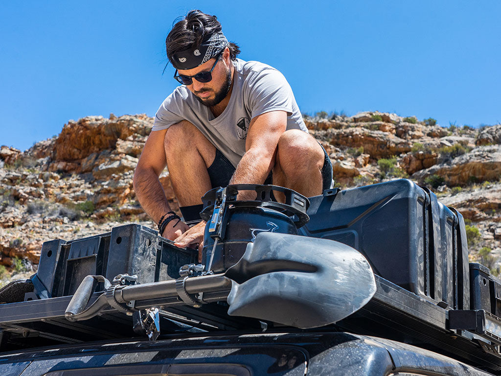 Ratcheting Spade-Shovel AND Paddle Mount