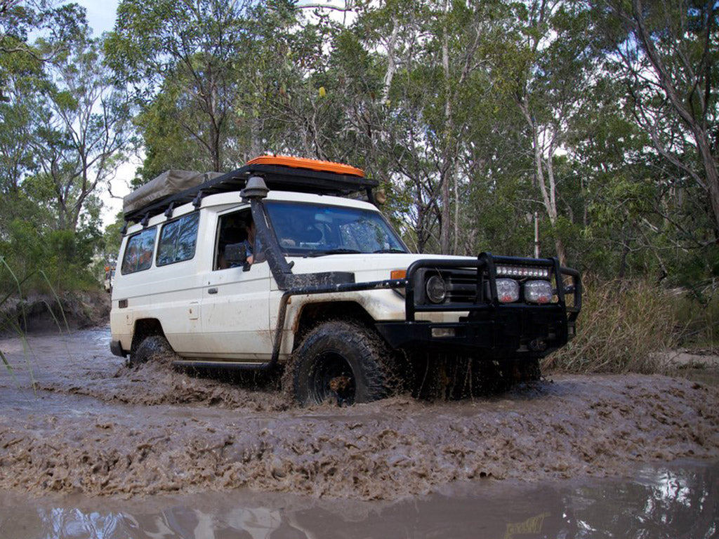 Toyota Land Cruiser 76 Slimline II 1-2 Roof Rack Kit